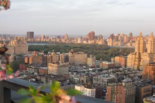 201 W 70th St, New York City, NY 10023 - Photo 15