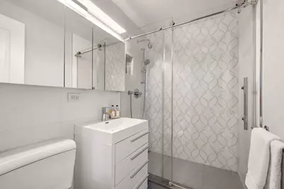201 W 70th Street #25L, New York City, NY 10023 - Photo 5