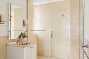 233 E 62nd St, New York, NY 10065 - Photo 27