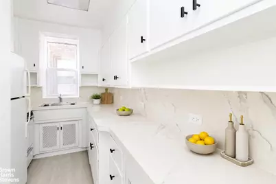 263 W End Avenue #11A, New York City, NY 10023 - Photo 5