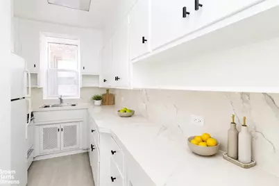 263 W End Avenue #11A, New York, NY 10023 - Photo 5