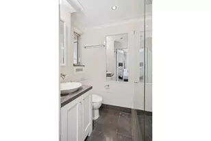 953 5th Ave, New York City, NY 10075 - Photo 11