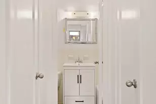 150 E 37th St, New York City, NY 10016 - Photo 5