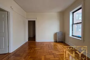 87-21 87th St, New York City, NY 11421 - Photo 3