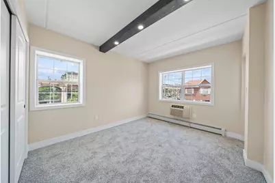195 Beach 60th Street, New York City, NY 11692 - Photo 15
