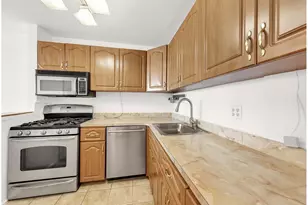 300 W 110th St, New York City, NY 10025 - Photo 3