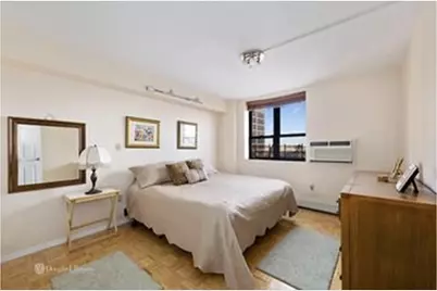 300 W 110th Street #15A, New York City, NY 10025 - Photo 5