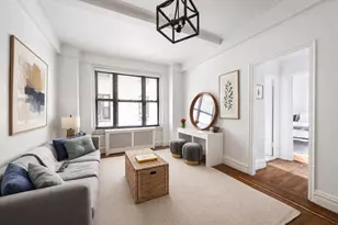 201 W 89th St, New York, NY 10024 - Photo 1