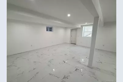 122-21 Long Street, New York City, NY 11434 - Photo 21