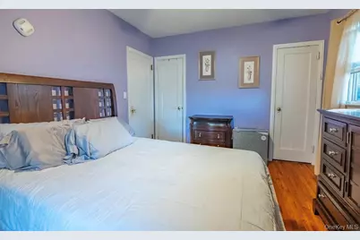 84-15 253rd Street, New York City, NY 11426 - Photo 13