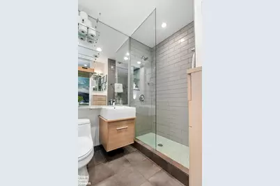325 Greene Avenue #1B, New York City, NY 11238 - Photo 11