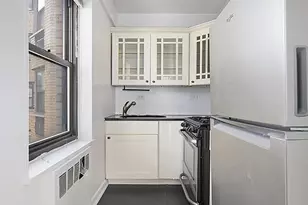 200 E 36th St, New York City, NY 10016 - Photo 7