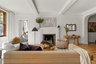 32 Washington Square W #3E, New York City, NY 10011 - Photo 3