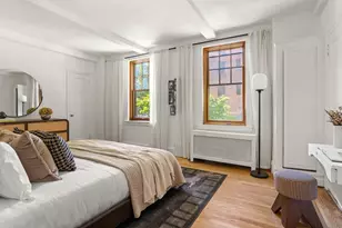 32 Washington Square W, New York City, NY 10011 - Photo 7