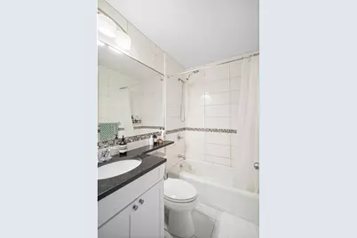30 W 61st Street #9F, New York City, NY 10023 - Photo 5