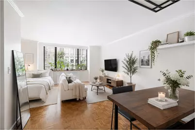 30 W 61st Street #9F, New York City, NY 10023 - Photo 1