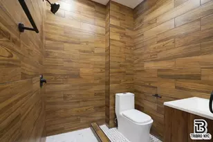 217 S 4th St, Brooklyn, NY 11221 - Photo 9