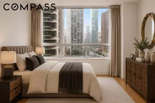 301 E 61st St, New York City, NY 10065 - Photo 5