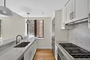 225 E 19th St, New York, NY 10003 - Photo 3