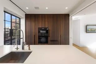 405 W 23rd St, New York City, NY 10011 - Photo 11