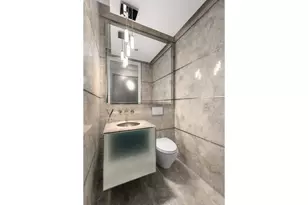 217 W 57th St, New York, NY 10019 - Photo 11