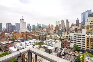 350 W 51st St, New York City, NY 10019 - Photo 1