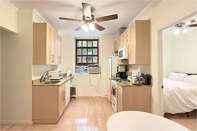 509 E 77th Street #3L, New York City, NY 10075 - Photo 1