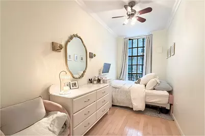 509 E 77th Street #3L, New York City, NY 10075 - Photo 3