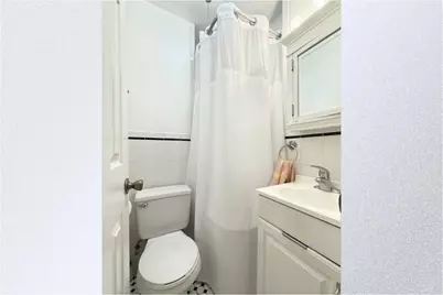 509 E 77th Street #3L, New York City, NY 10075 - Photo 5