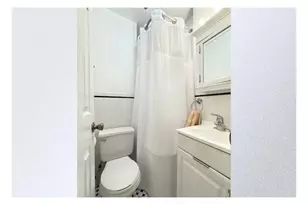 509 E 77th St, New York City, NY 10075 - Photo 5