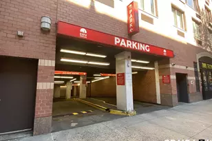 350 W 50th St, New York City, NY 10019 - Photo 21
