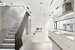 35 Walker St, New York City, NY 10013 - Photo 1