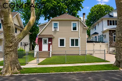 196 Prescott Avenue, New York City, NY 10306 - Photo 1