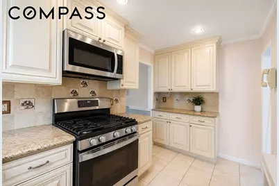 196 Prescott Avenue, New York City, NY 10306 - Photo 7