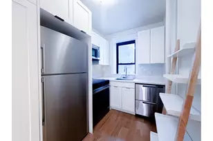 342 W 21st St, New York City, NY 10011 - Photo 3
