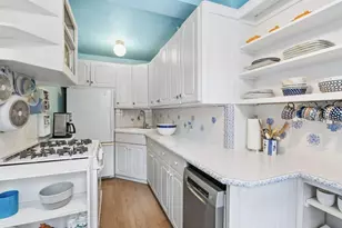333 E 53rd St, New York, NY 10022 - Photo 5