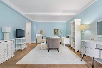 333 E 53rd Street #5H, New York, NY 10022 - Photo 3