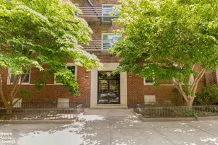 30 Monroe Pl, New York City, NY 11201 - Photo 9
