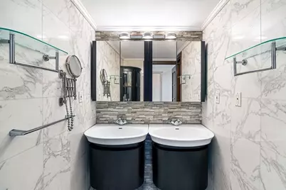 400 E 70th Street #3501, New York City, NY 10021 - Photo 11