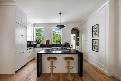 551 Lexington Avenue, New York City, NY 11221 - Photo 3