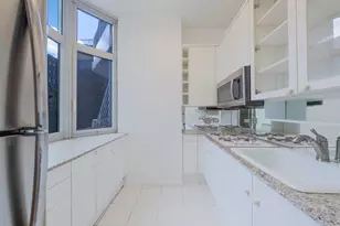 200 E 32nd St, New York City, NY 10016 - Photo 3
