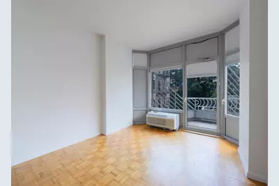 200 E 32nd Street #4A, New York City, NY 10016 - Photo 3