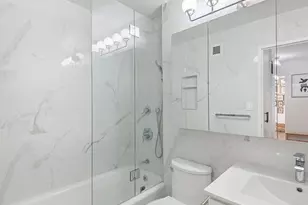300 E 59th St, New York City, NY 10022 - Photo 7