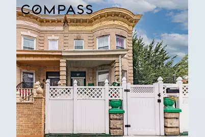 27 Hubbard Place, New York City, NY 11210 - Photo 3