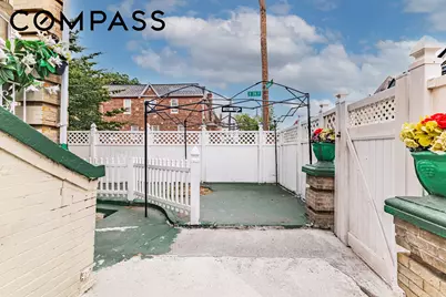 27 Hubbard Place, New York City, NY 11210 - Photo 15