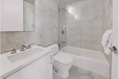 188 E 64th Street #2501, New York City, NY 10065 - Photo 21