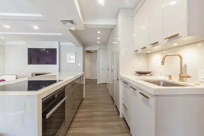 230 E 50th Street #3A, New York City, NY 10022 - Photo 5