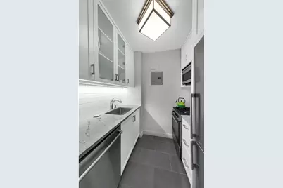 55 E End Avenue #11N, New York, NY 10028 - Photo 3