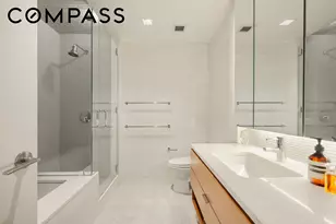 303 E 33rd St, New York City, NY 10016 - Photo 5