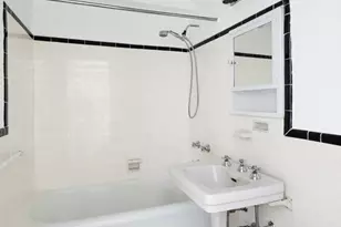 433 W 34th St., New York City, NY 10001 - Photo 9